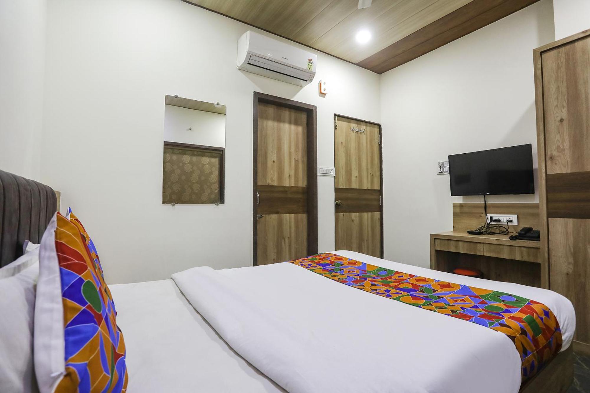 Hotel Vedanta Inn Nagpur Bagian luar foto